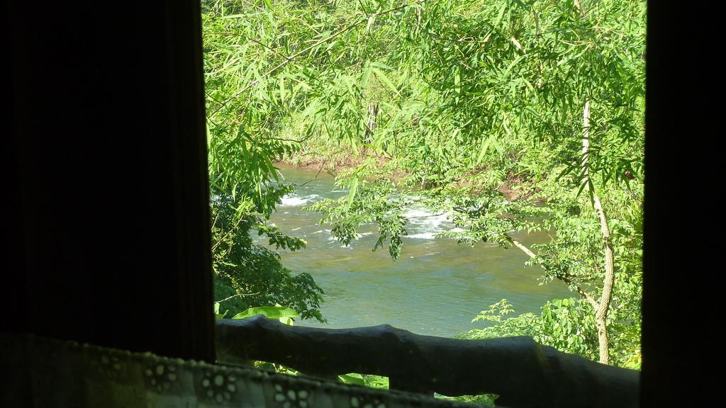 Baandin Chiewlarn Ban Tha Khun Quarto foto